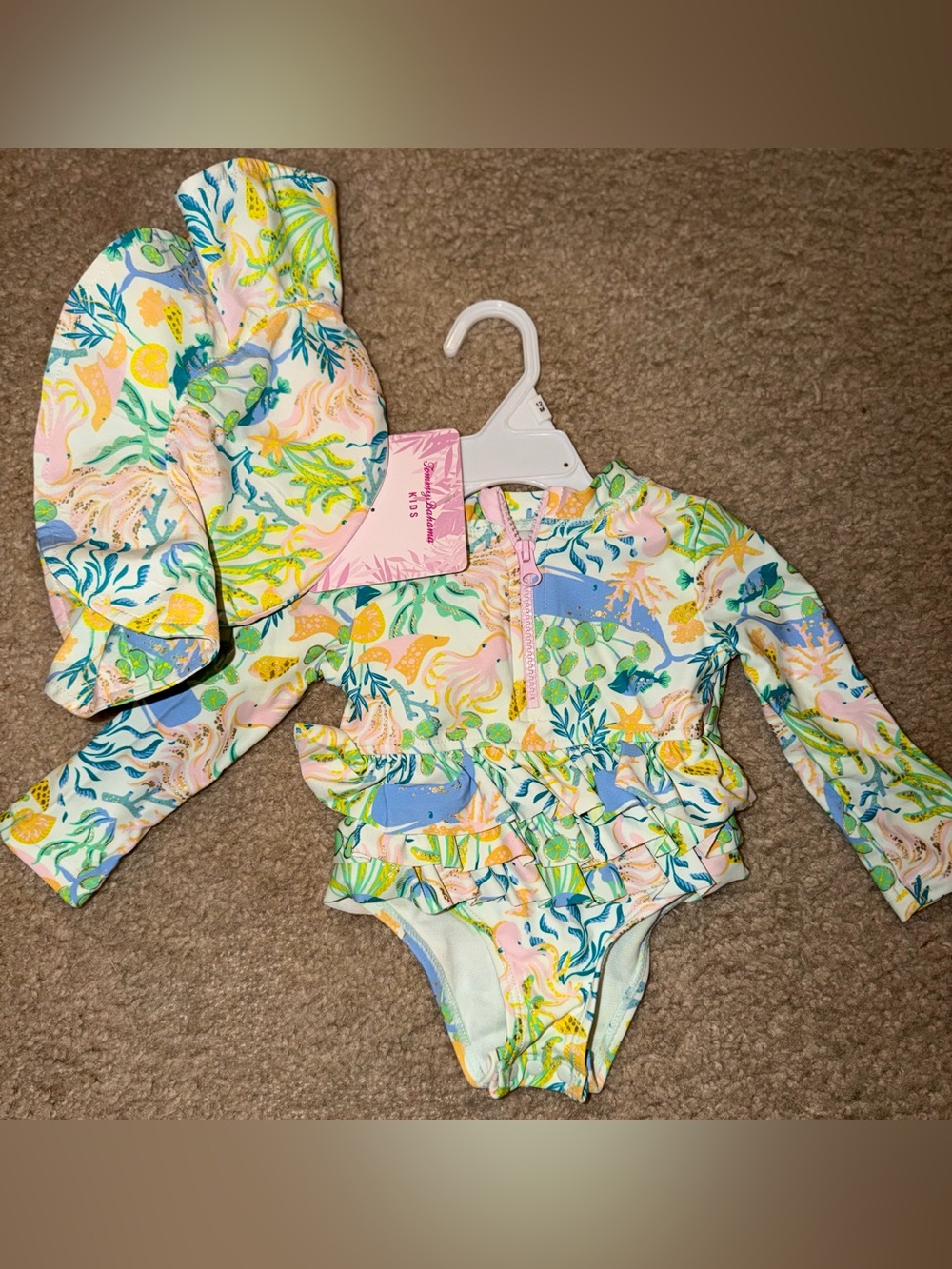 NWT Baby Girls Tommy Bahama Long-Sleeve Ruffle One-Piece Swimsuit 2pc